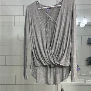 Gray open chest Blouse with Long Sleeves